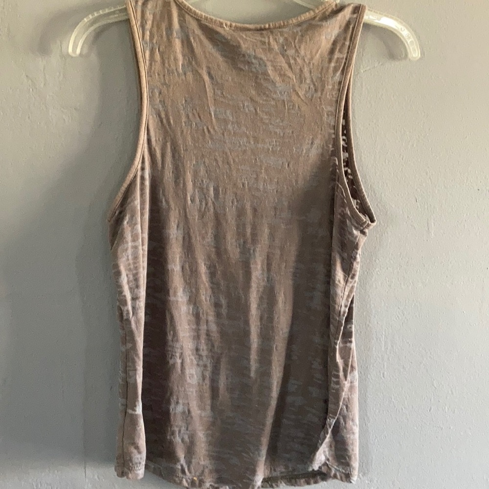 Tank - Picture 2 of 2